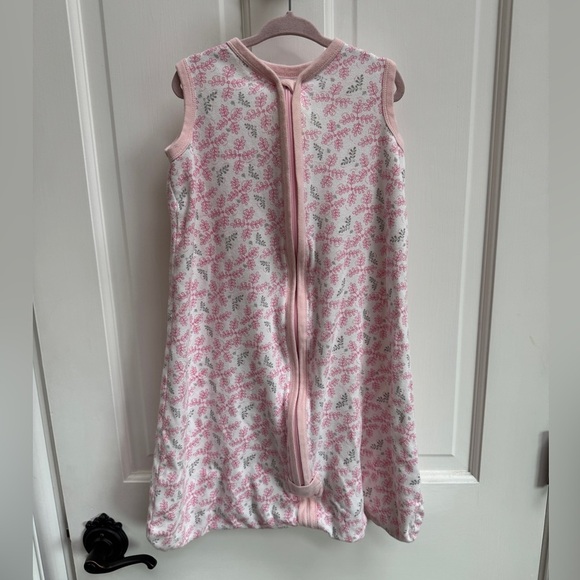 Burt’s Bees Baby Girls M 6-12M White & Pink Floral Sleepsack - Picture 1 of 5